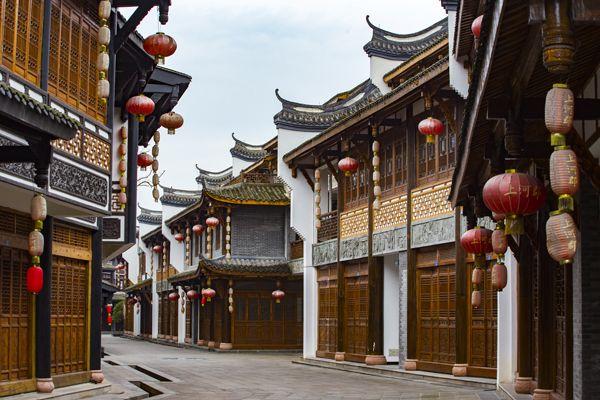马迭尔与同程旅行战略合作签约 “套娃主题冰淇淋”惊艳亮相